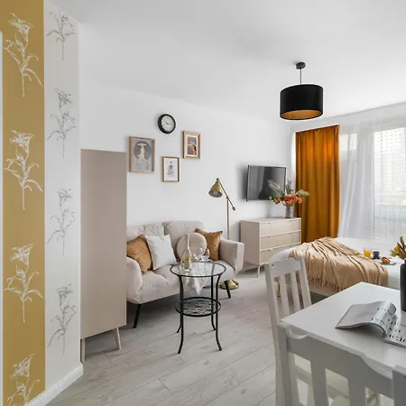 Apartman 2 X 1 Bedroom Deluxe With Ac Only 900 M To Station