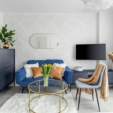 דירה Deluxe Style 2-Bedroom Apartment With 2 Bathrooms, 2 Kitchens, Ac Only 900 M To Central Station ורשה