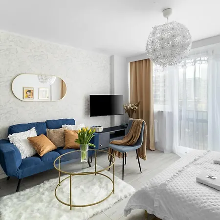 2 X 1 Bedroom Deluxe With Ac Only 900 M To Station Apartmán