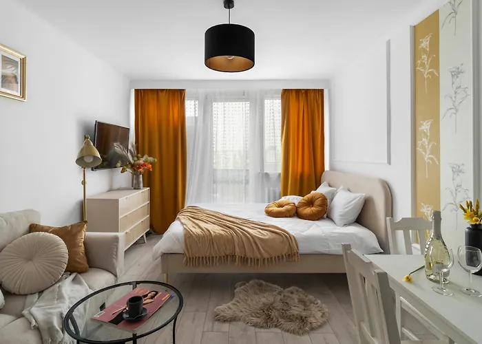 2 X 1 Bedroom Deluxe With Ac Only 900 M To Station Βαρσοβία