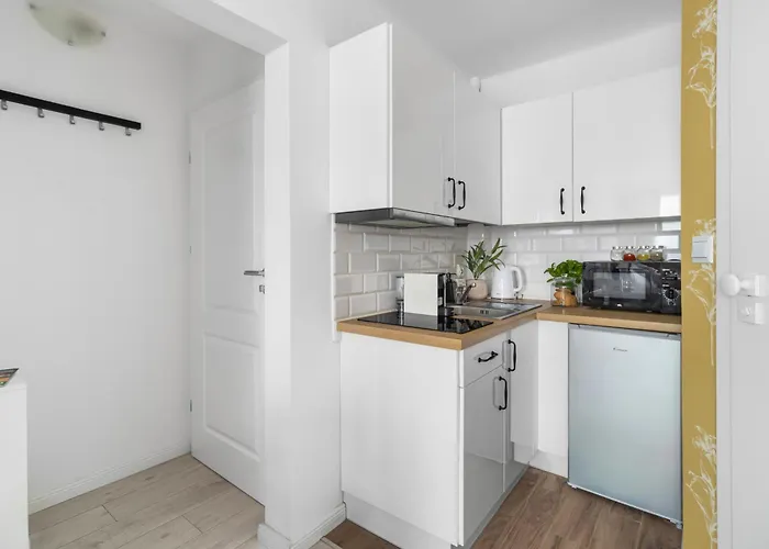 Διαμέρισμα 2 X 1 Bedroom Deluxe With Ac Only 900 M To Station Βαρσοβία